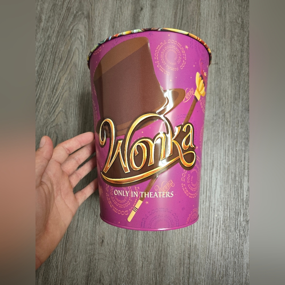 SOLD!!!! Wonka movie metal popcorn tin